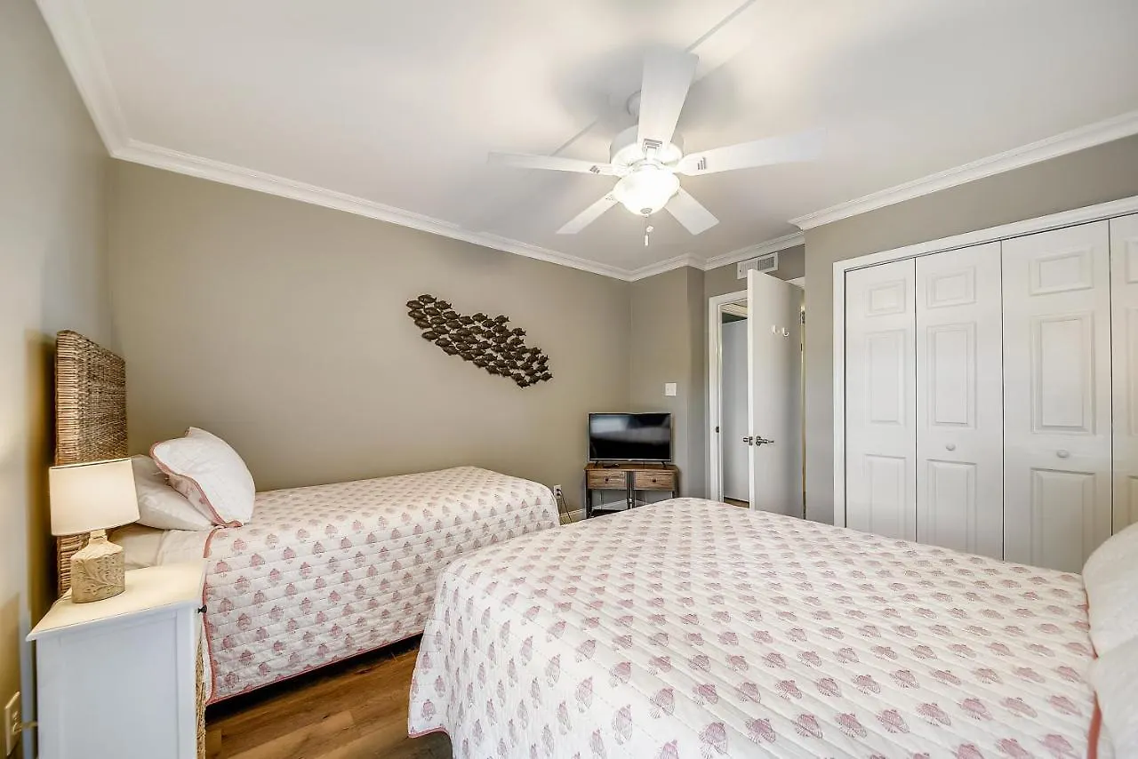 Shorewood Unit 210