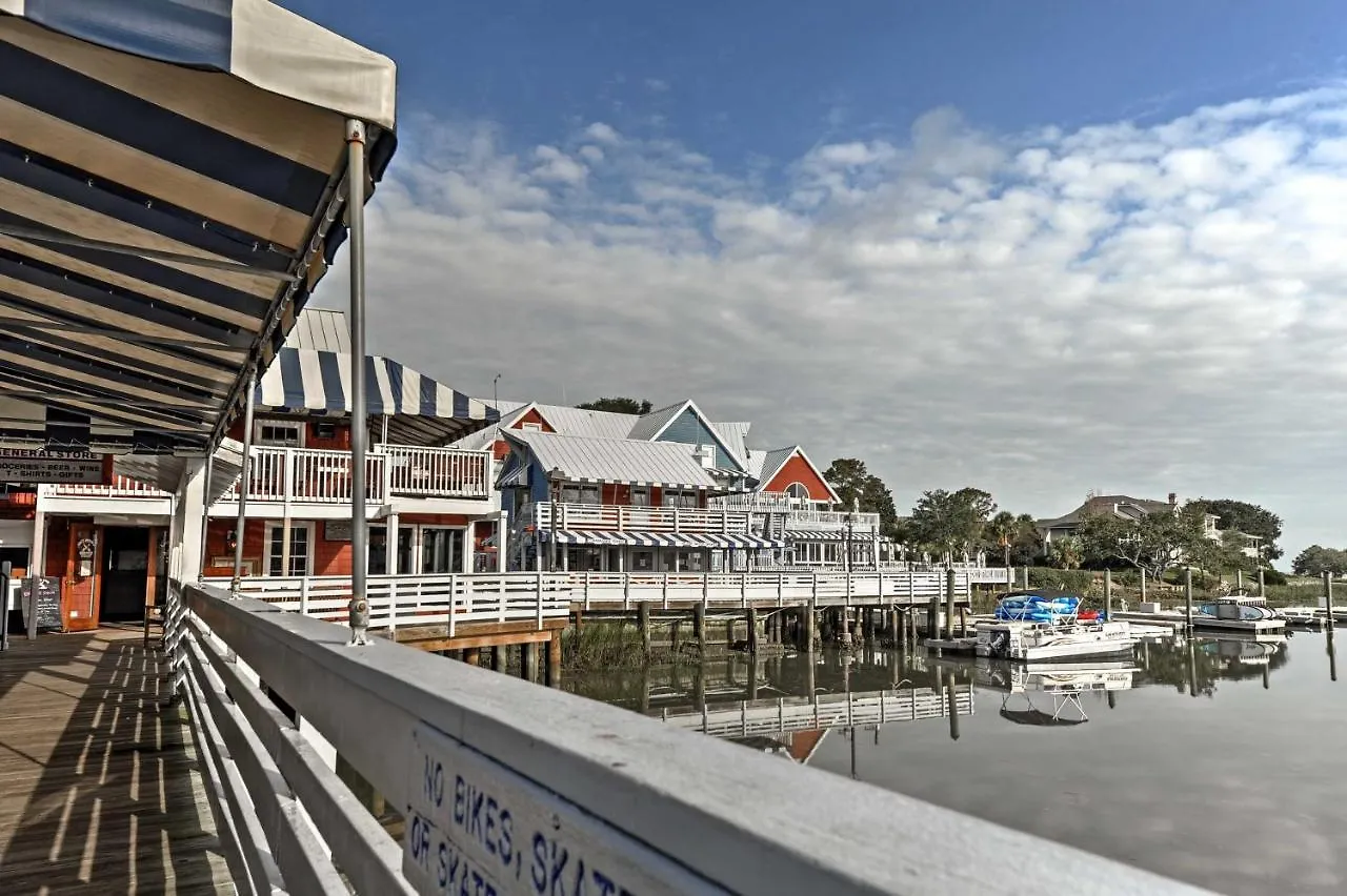 Bright Hilton Head With Deck About 2 Mi To * Hilton Head Island