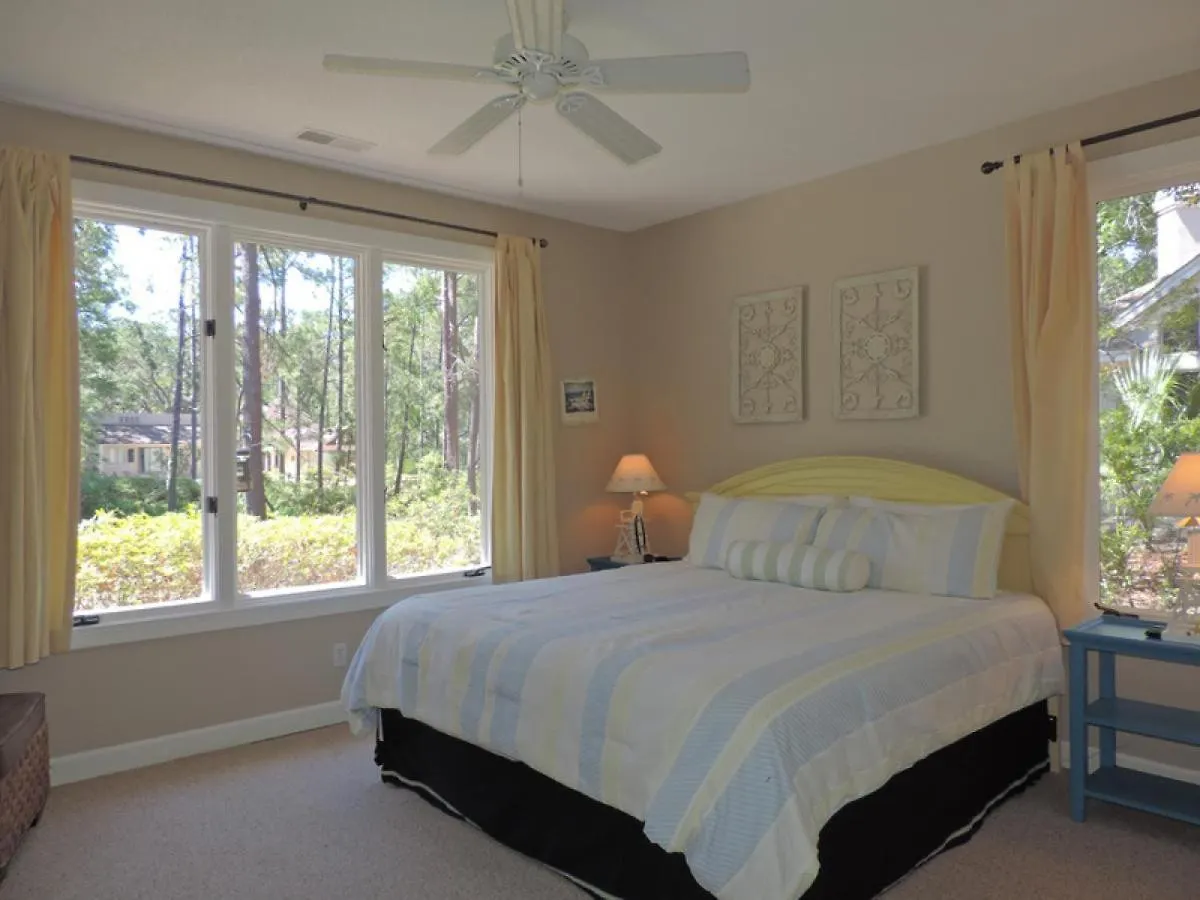 71 Off Shore Holiday home *