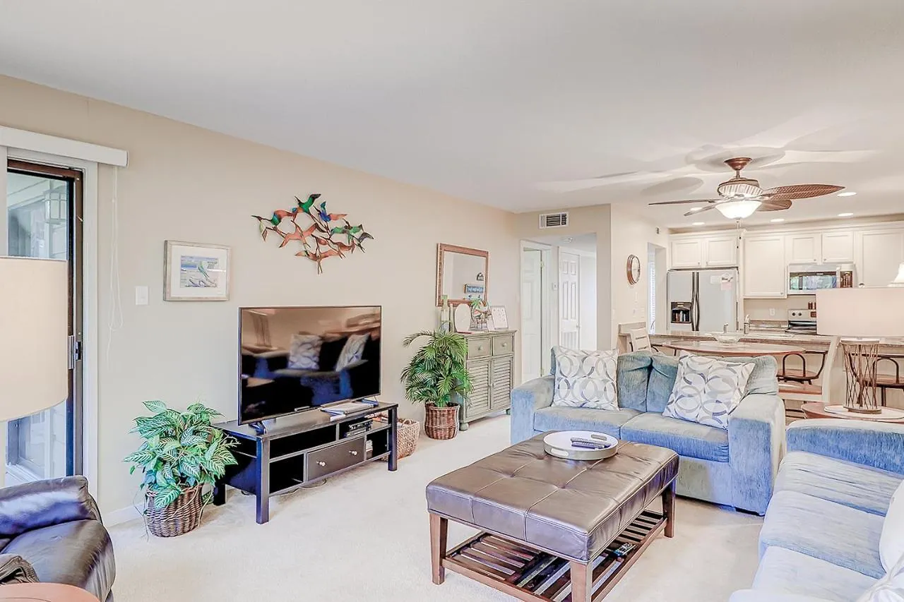 Apartment Moorings 43-44 *