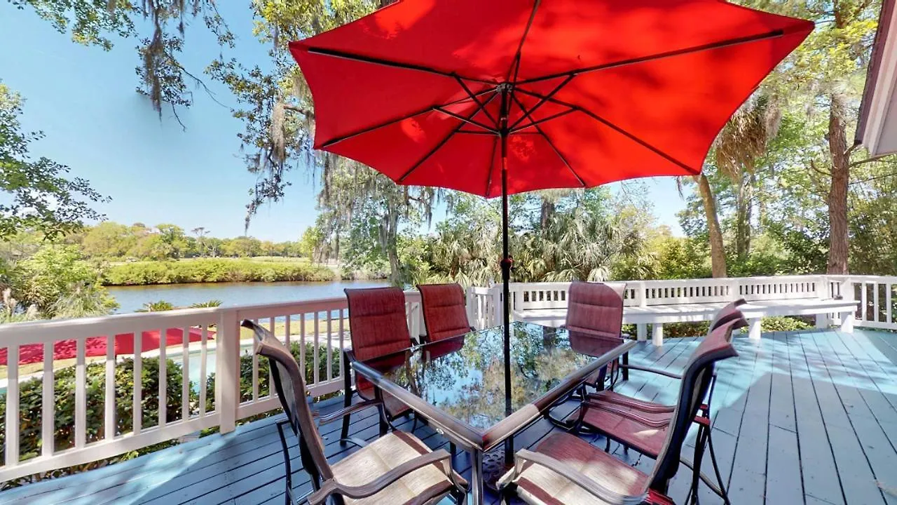 Holiday home 15 Promontory Ct *
