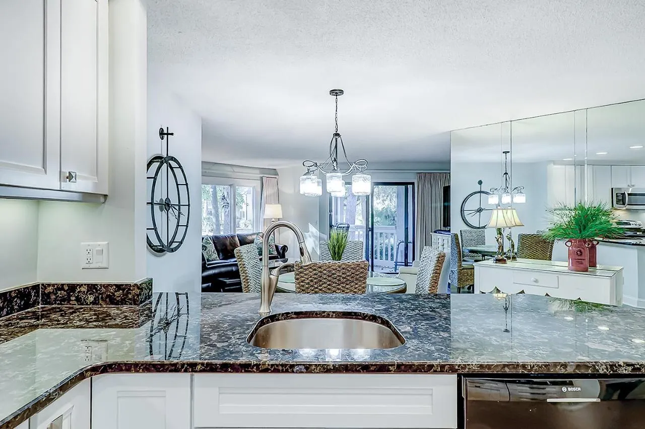 Colonnade Club 179 Apartment Hilton Head Island