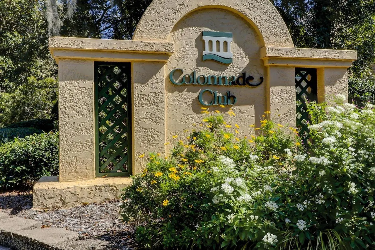 Colonnade Club 158 * Hilton Head Island