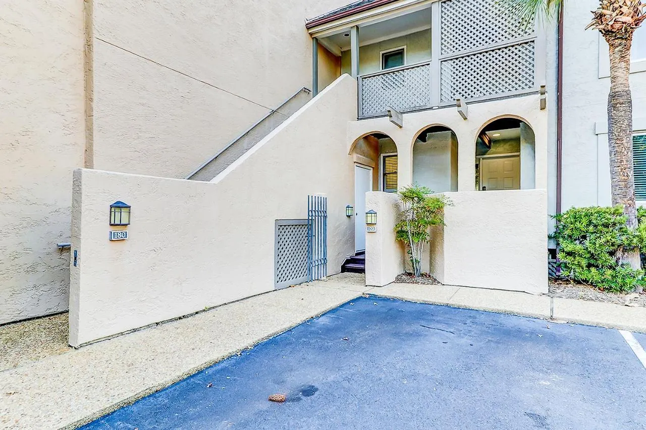Apartment Colonnade Club 179