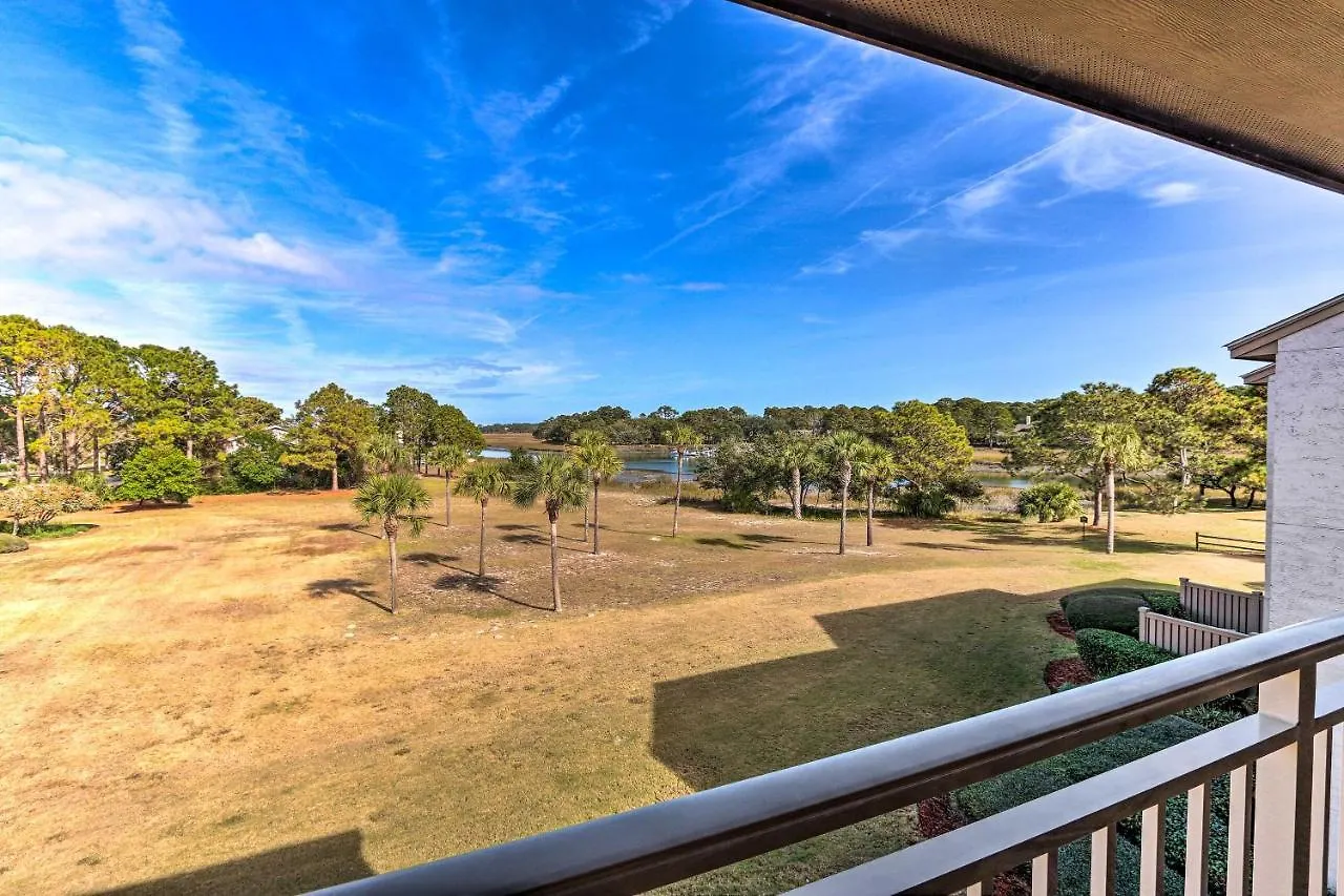 Coastal Sea Pines Escape Walk To Beach! Apartment