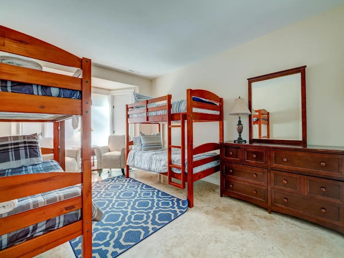 Jessamine 7, 3 Bedrooms, Walk To Beach, Sleeps 8 * Hilton Head Island