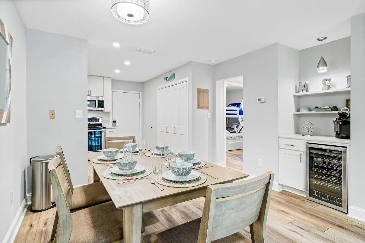 Fiddlers Cove 19e