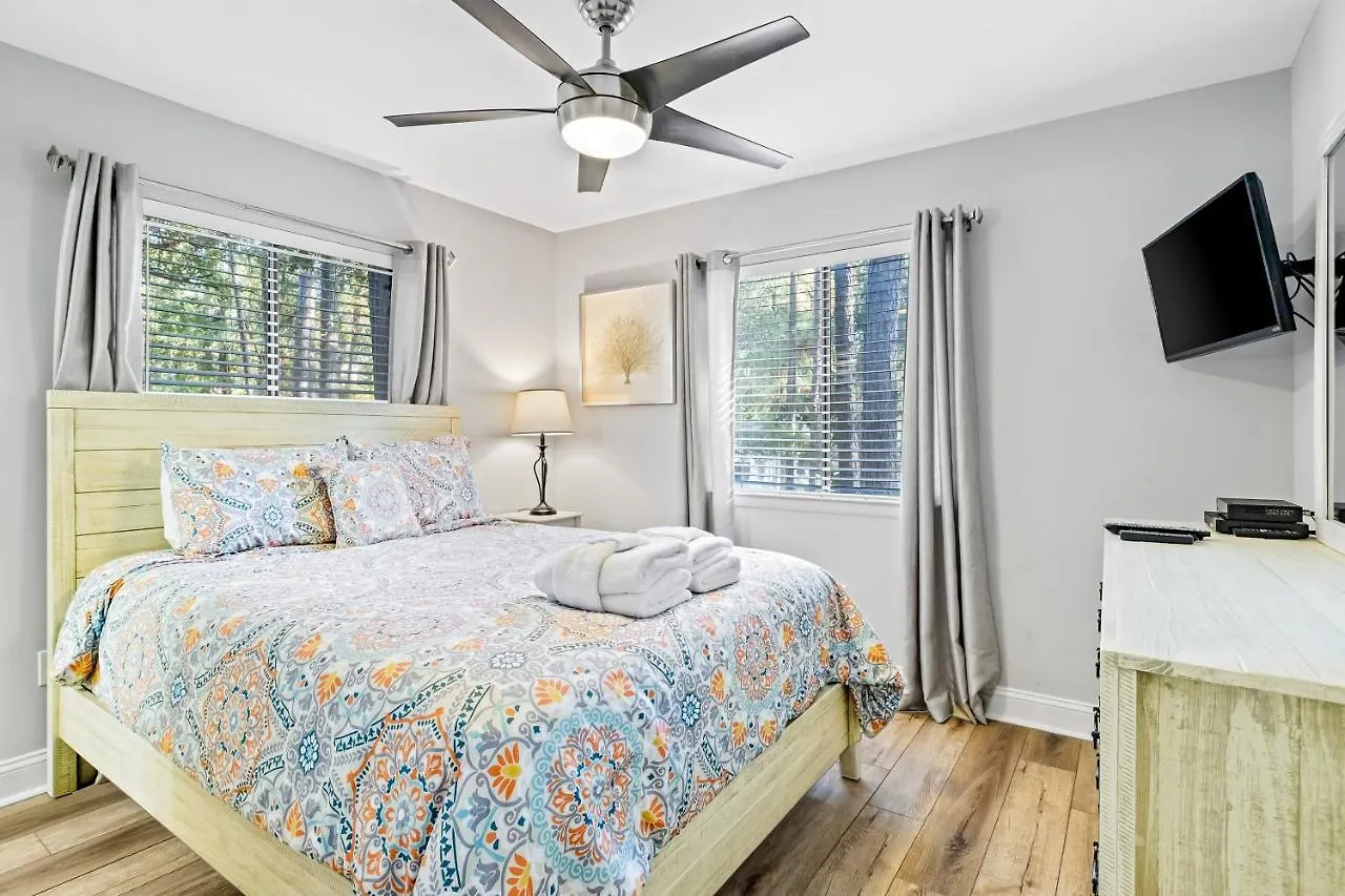 Apartment Fiddlers Cove 19e *