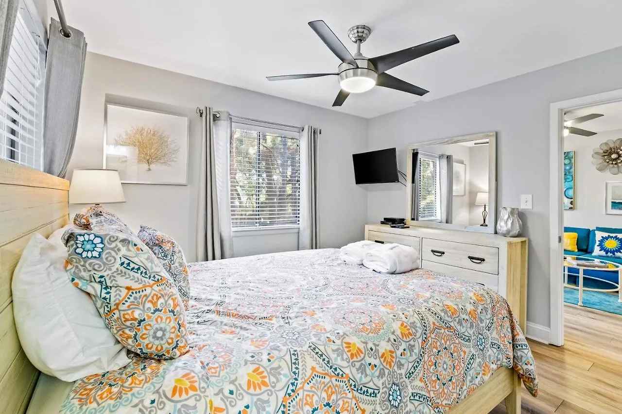Apartment Fiddlers Cove 19e *