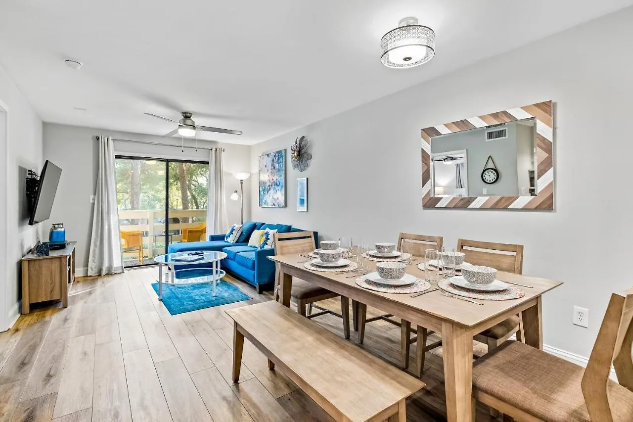 Fiddlers Cove 19e