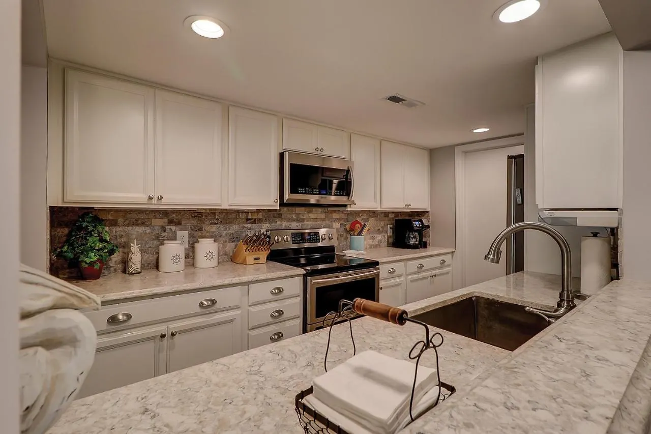 19 Sailmaster 3 Bedroom Shipyard Pool Hilton Head Island