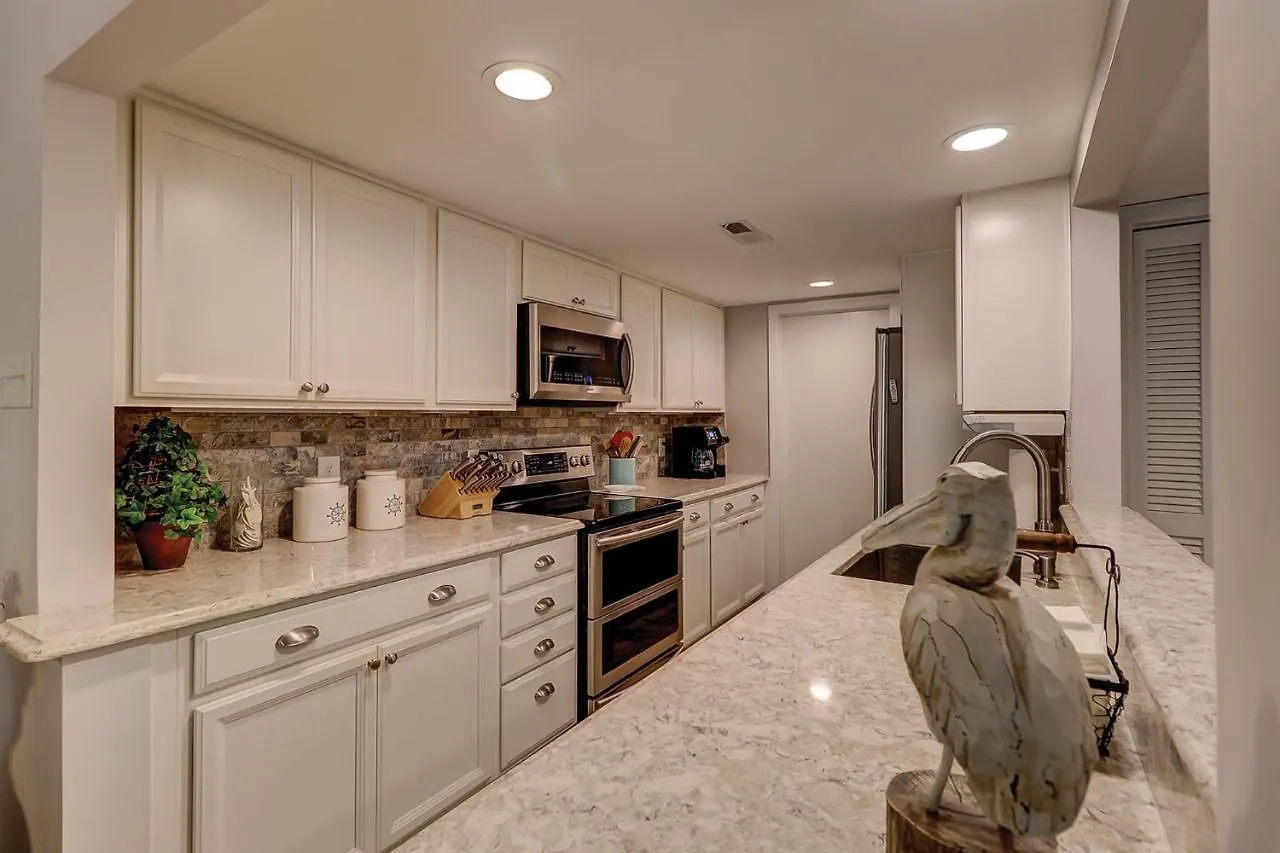 19 Sailmaster 3 Bedroom Shipyard Pool Holiday home *