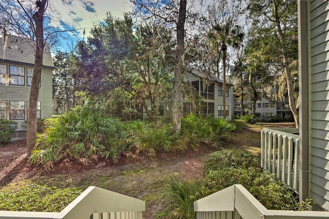 Townhome Walk To Beach! Holiday home Hilton Head Island