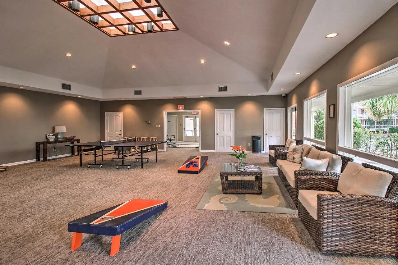 Apartment Hilton Head With Lagoon View - Near Beach! Hilton Head Island
