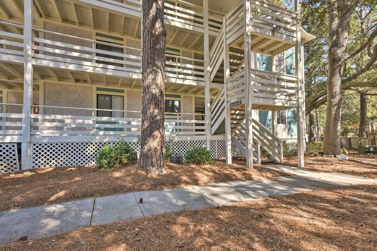 Apartment Hilton Head With Lagoon View - Near Beach!