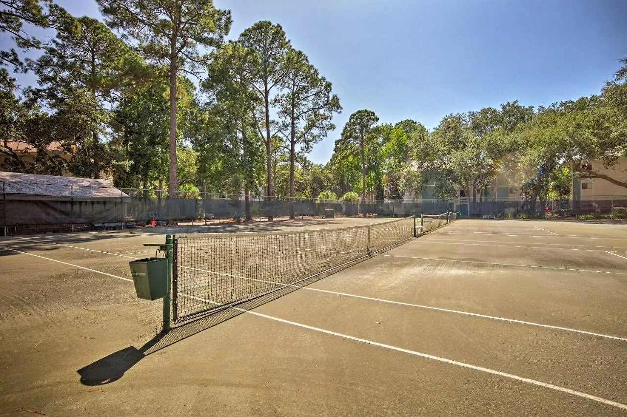 Hilton Head With Lagoon View - Near Beach! Apartment *