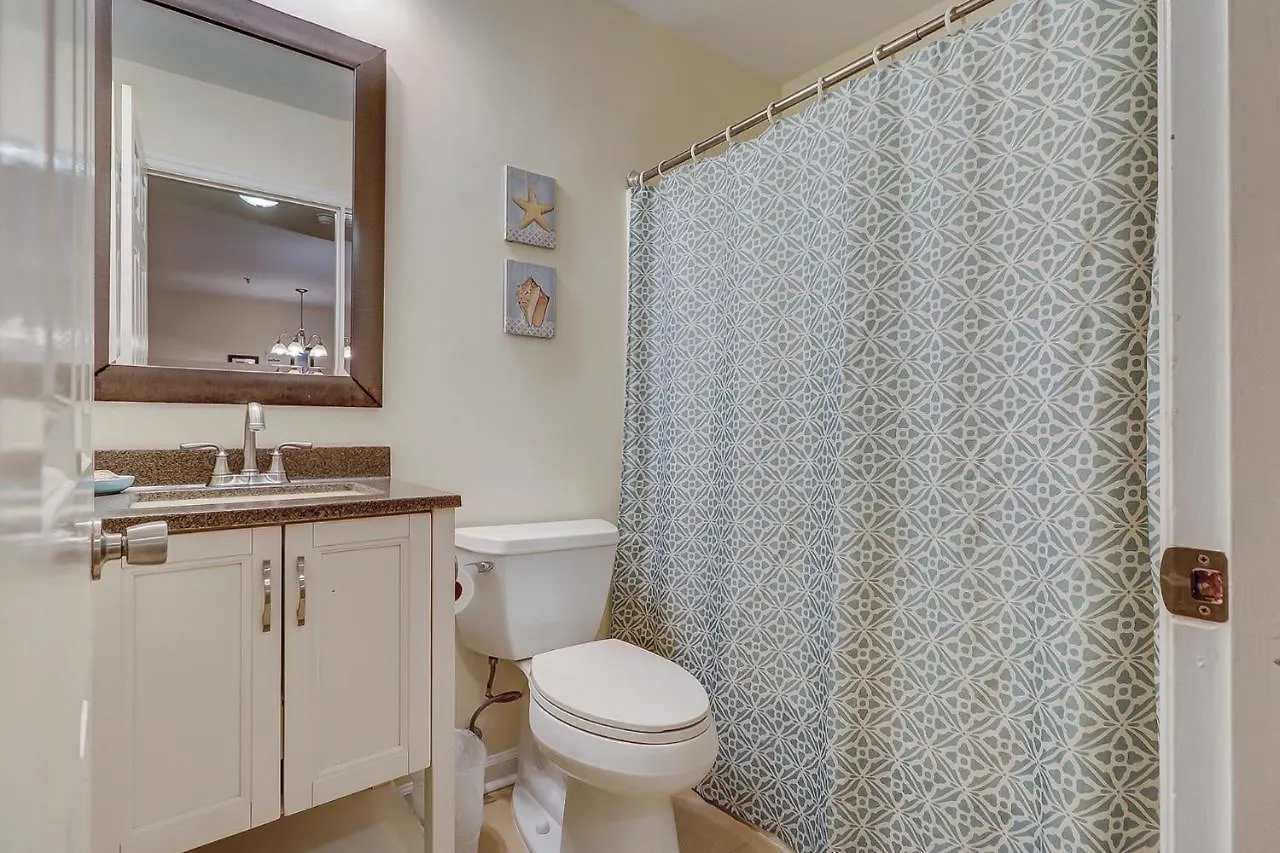 First Floor Flat Near Parking King Bed Two Twins Bikes & Gear Included Holiday home