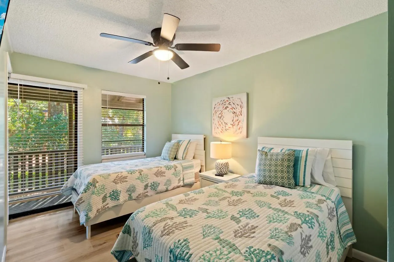 #51 Superior Ideal Location Pool 3bdr/2 Park Holiday home