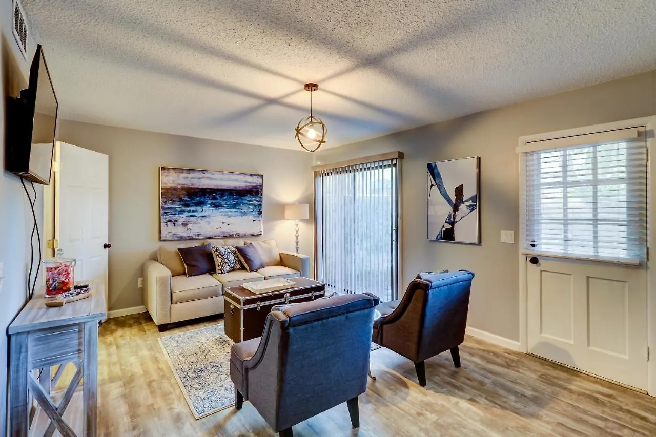 Holiday home #82 Spectacular Ideal Location 2bdr/2parking *