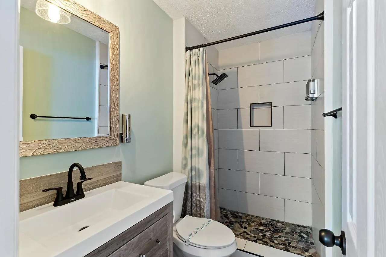Holiday home #51 Superior Ideal Location Pool 3bdr/2 Park
