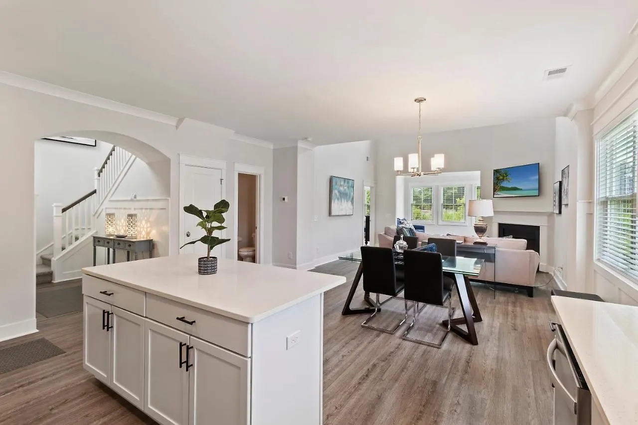 #17 Unsurpassed House Golf View/fireplace/garage Villa Hilton Head Island