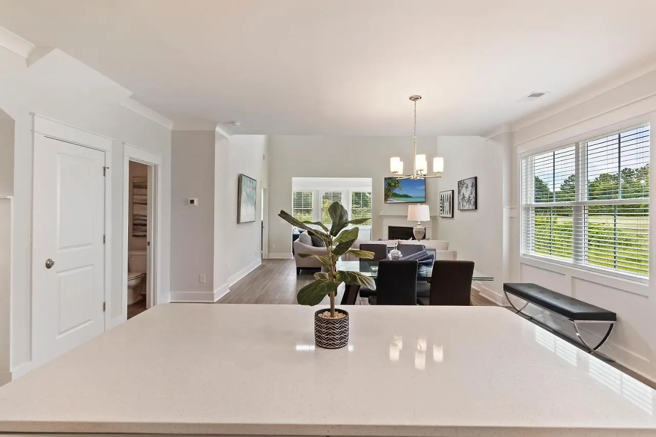 #17 Unsurpassed House Golf View/fireplace/garage Villa