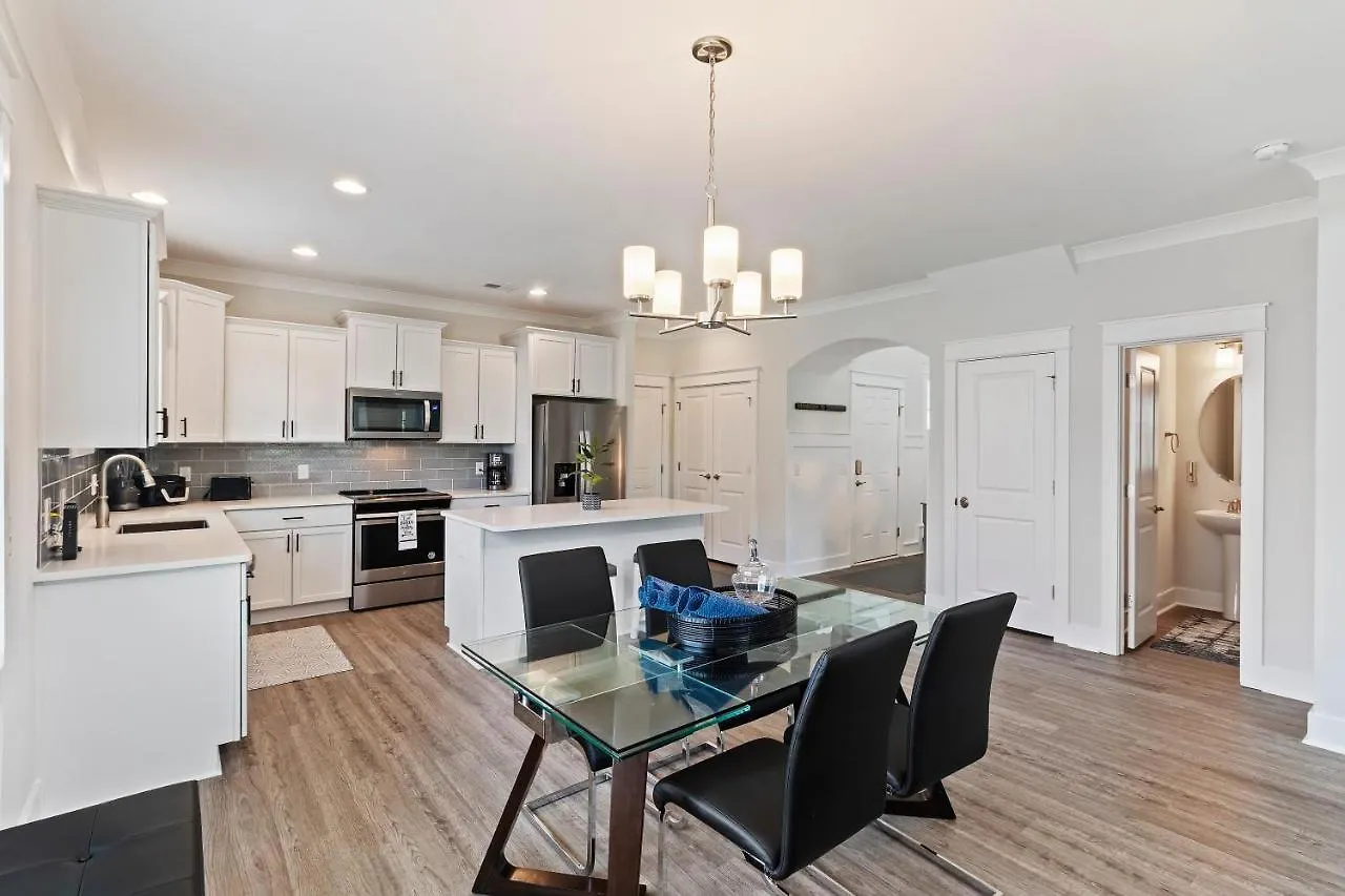 #17 Unsurpassed House Golf View/fireplace/garage Villa