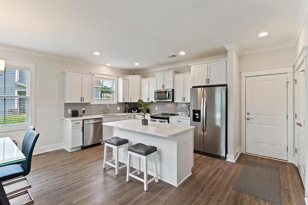#17 Unsurpassed House Golf View/fireplace/garage Villa