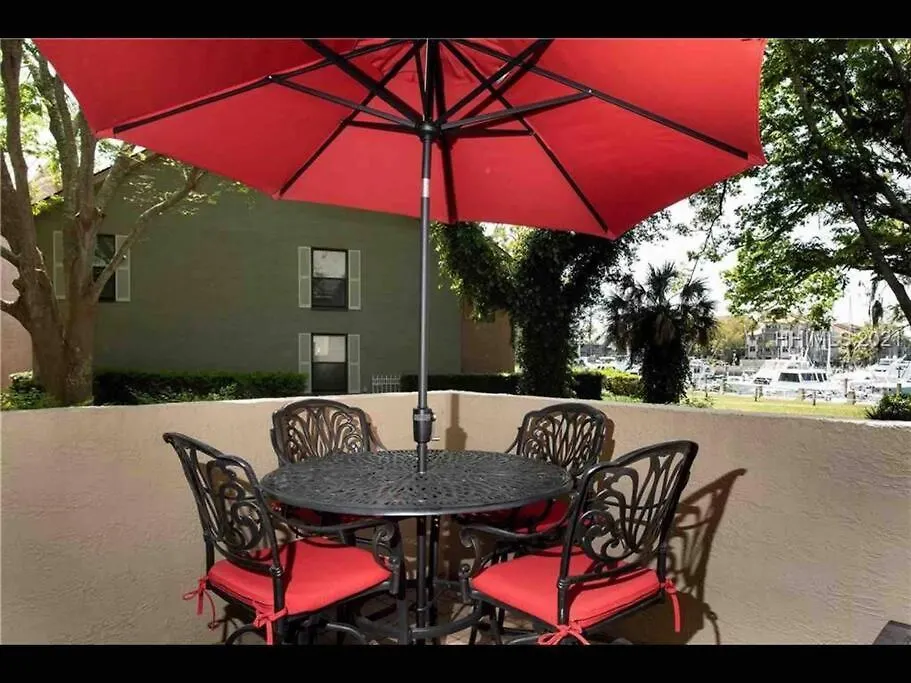 Holiday home In The Heart Of Harbour Town 2br 2ba Pool Access Close To Hilton Head Island