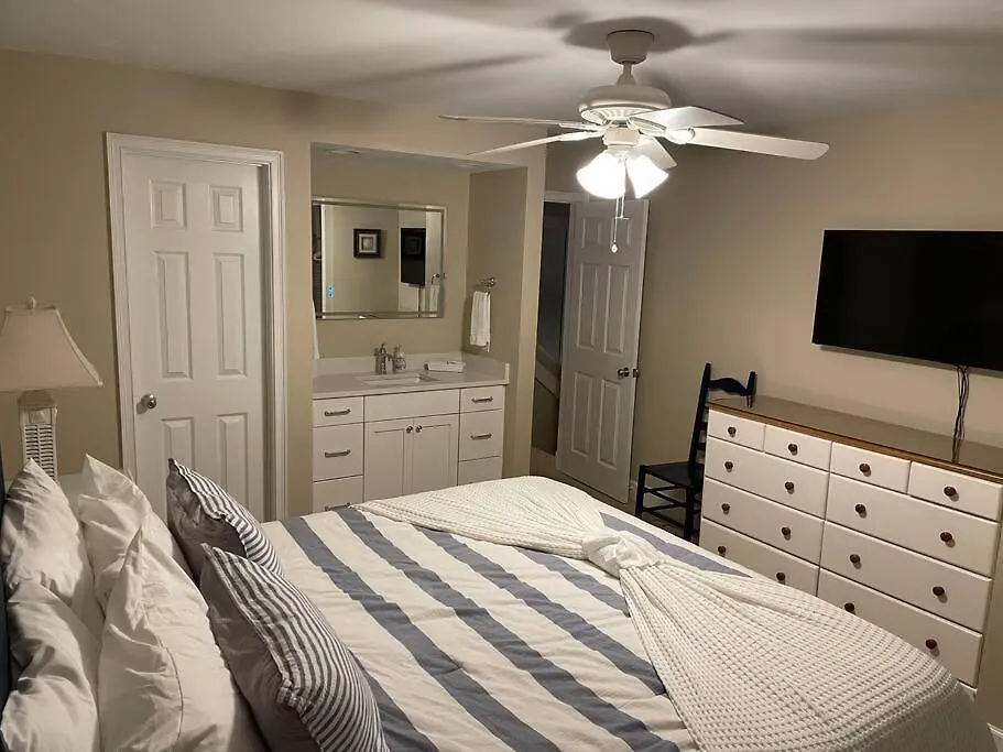 Holiday home In The Heart Of Harbour Town 2br 2ba Pool Access Close To Hilton Head Island