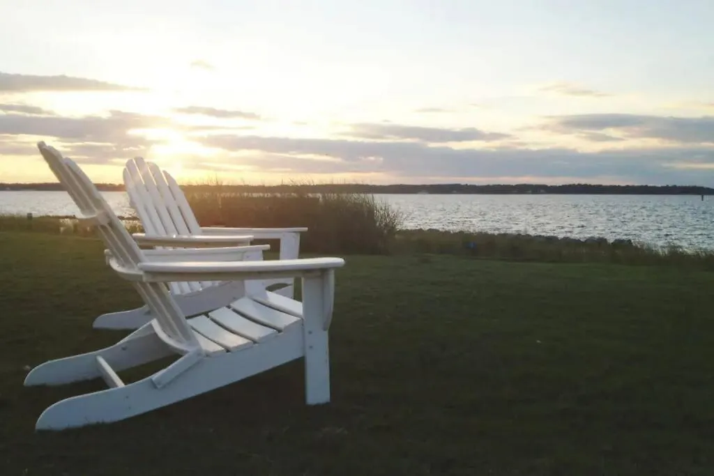 In The Heart Of Harbour Town 2br 2ba Pool Access Close To Holiday home