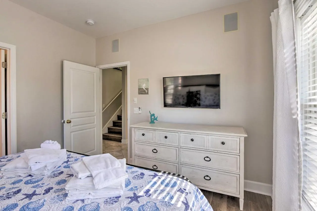 Coastal Hilton Head Retreat With Pool Access! Хилтон-Хед-Айленд