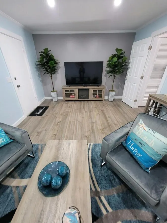 Wave Of Relaxation- Pet-friendly W/parking Villa Hilton Head Island