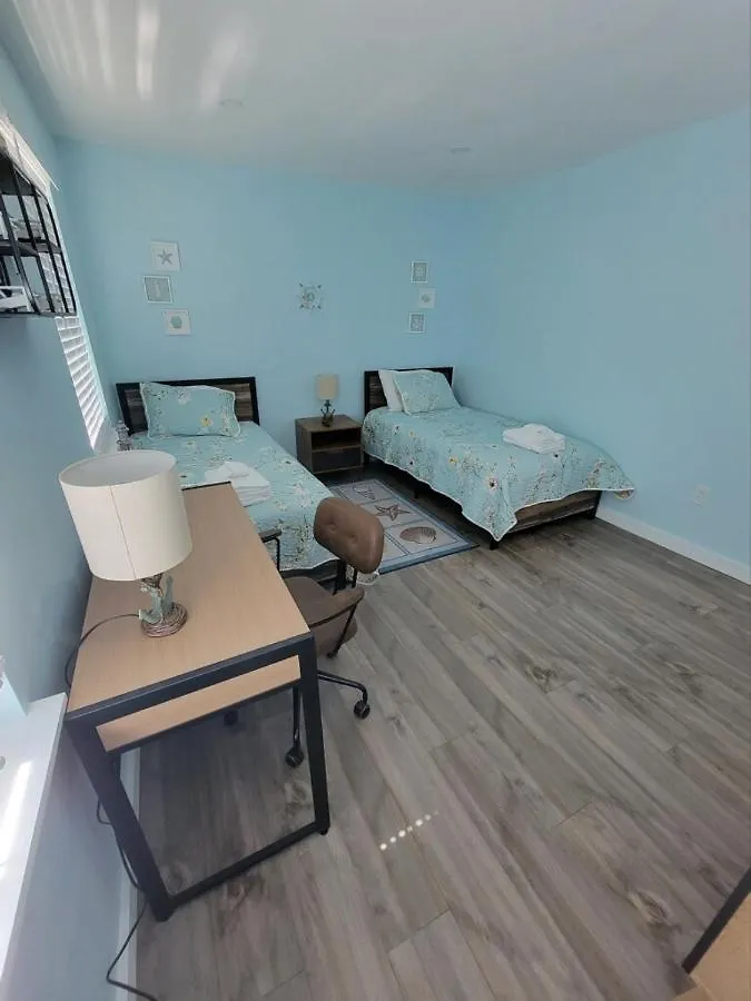 Wave Of Relaxation- Pet-friendly W/parking Villa Hilton Head Island