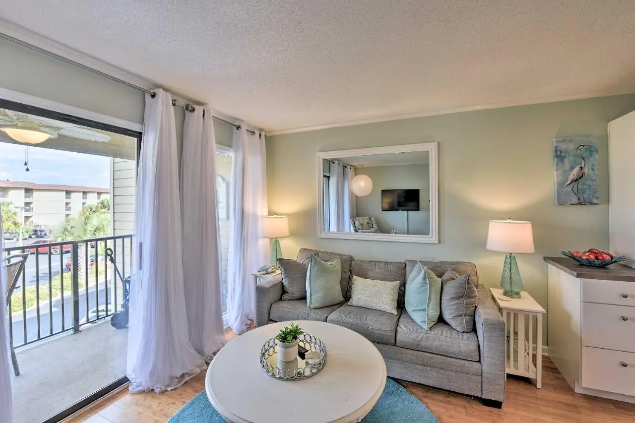 Hilton Head With Private Access Apartment