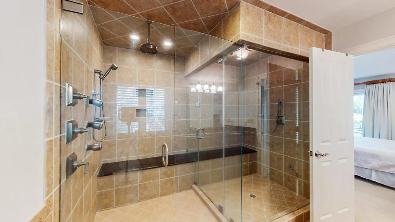 Holiday home 15 Promontory Ct *