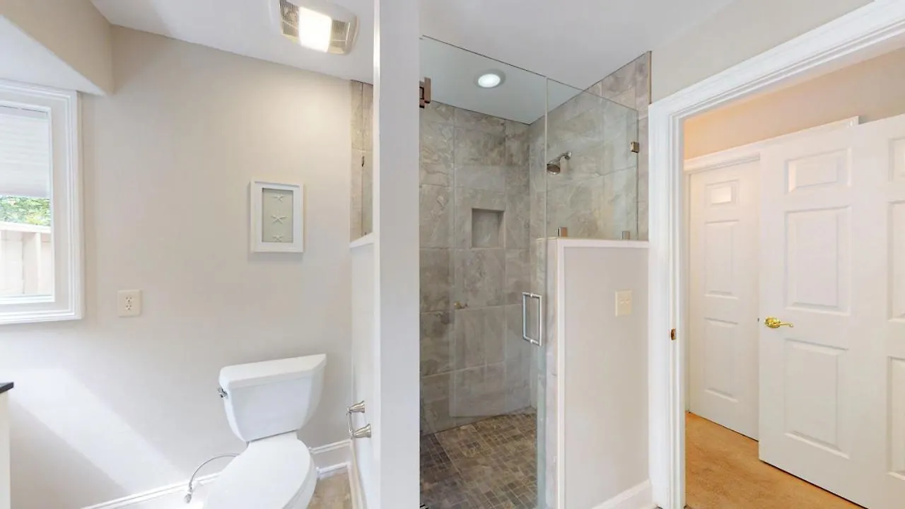 Holiday home 19 Heath Dr