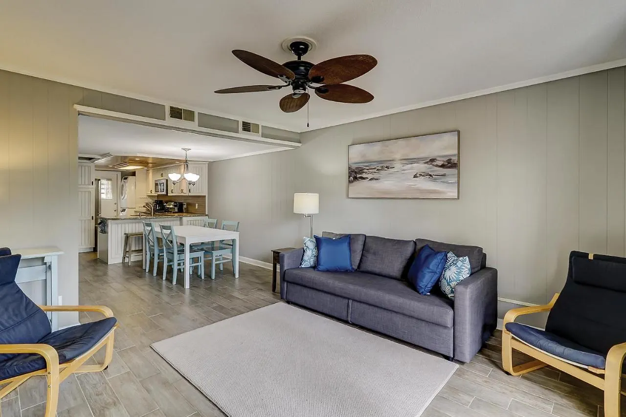75 Hilton Head 2 Bedroom Forest *