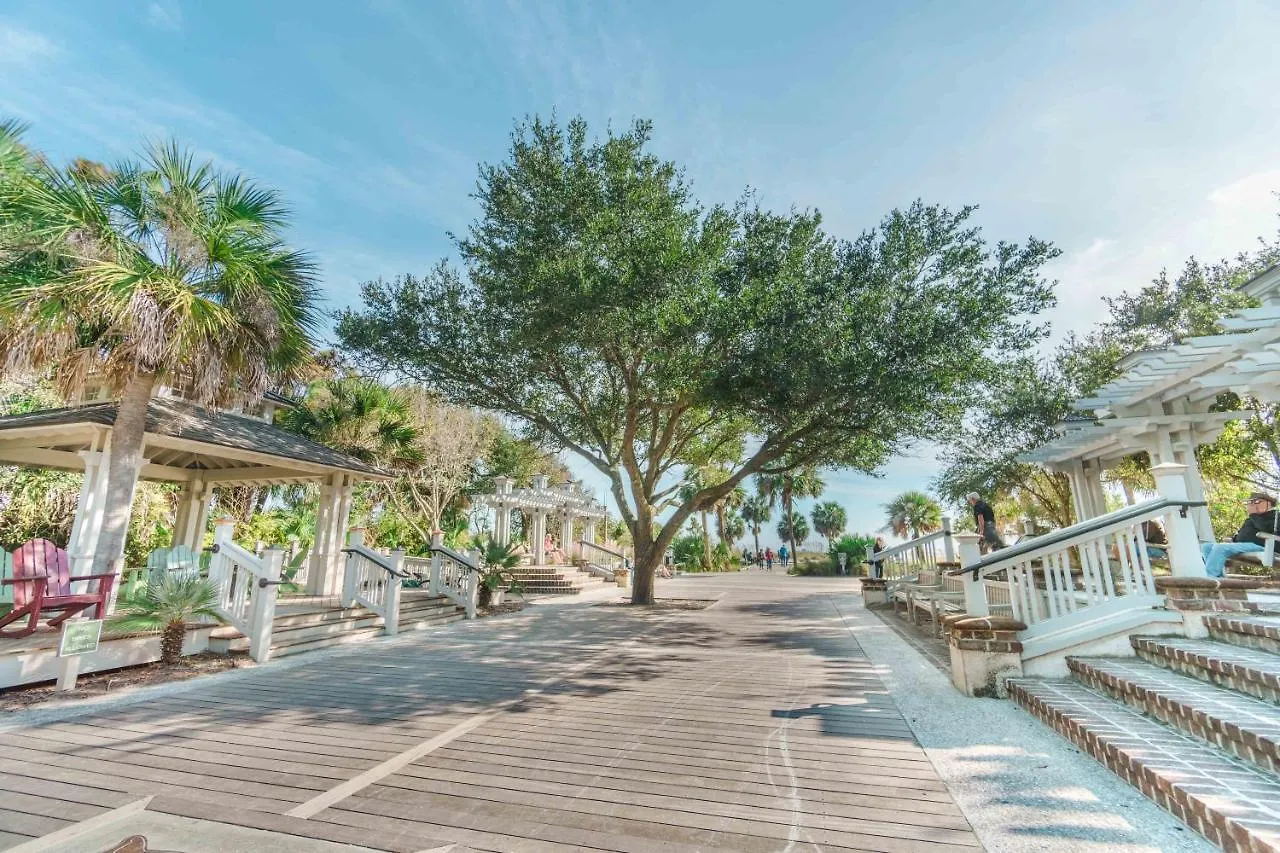 Apartament Stunning Views!!-oceanfront Villa-heated Pool-private Balcony-tiki Bar-walk To Coligny Plaza *