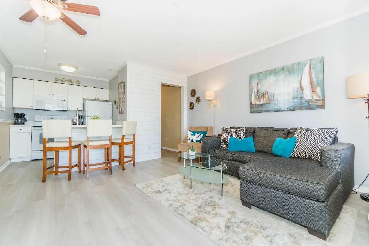 Stunning Views!!-oceanfront Villa-heated Pool-private Balcony-tiki Bar-walk To Coligny Plaza Apartament *