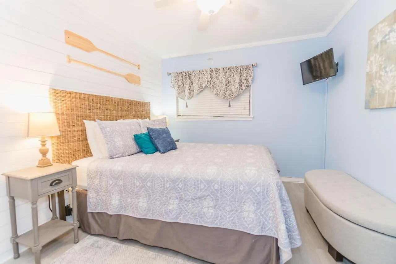 Apartment Stunning Views!!-oceanfront Villa-heated Pool-private Balcony-tiki Bar-walk To Coligny Plaza *