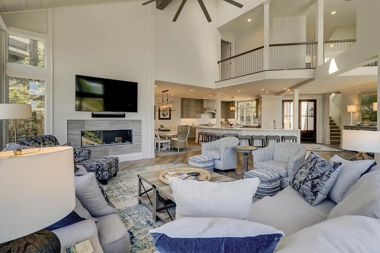 23 Red Cardinal Oceanfront Sea Pines