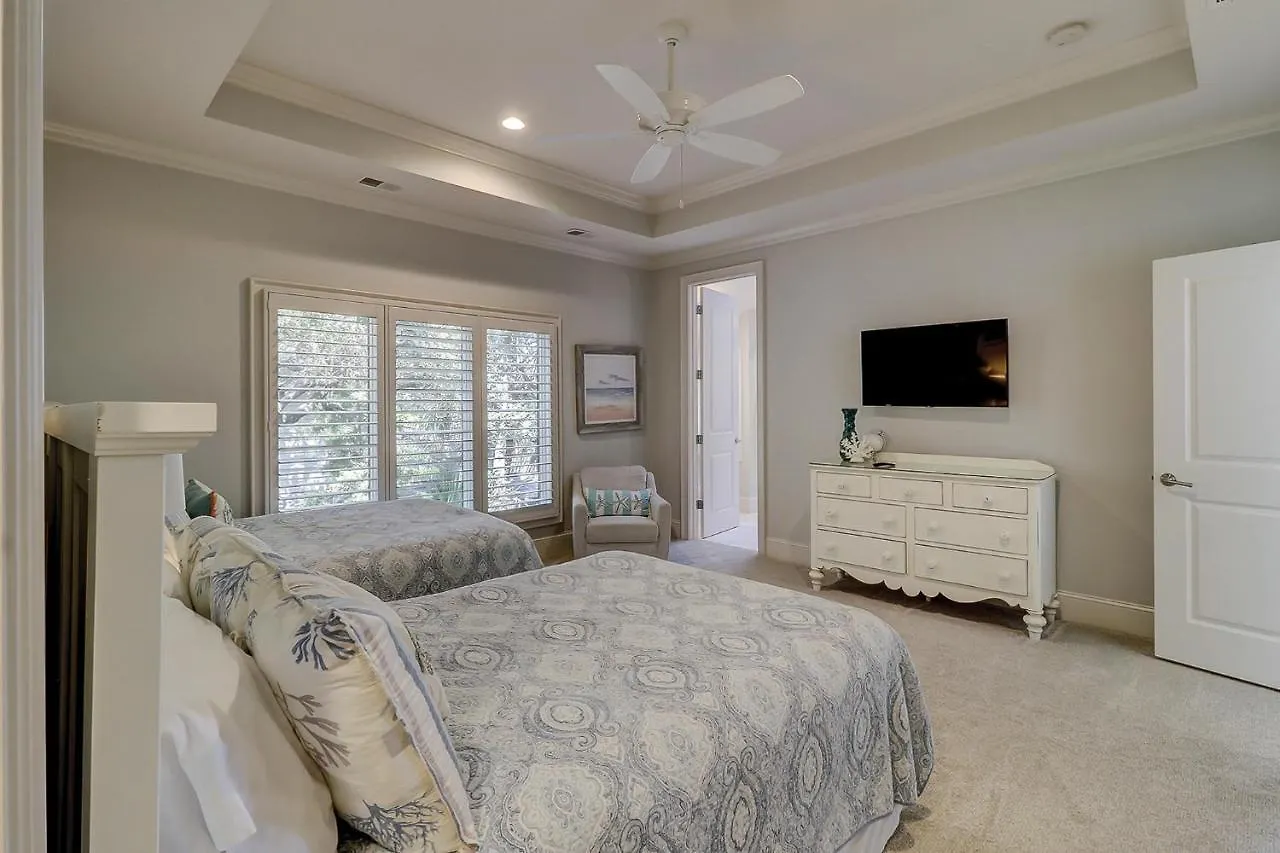 23 Red Cardinal Oceanfront Sea Pines Holiday home