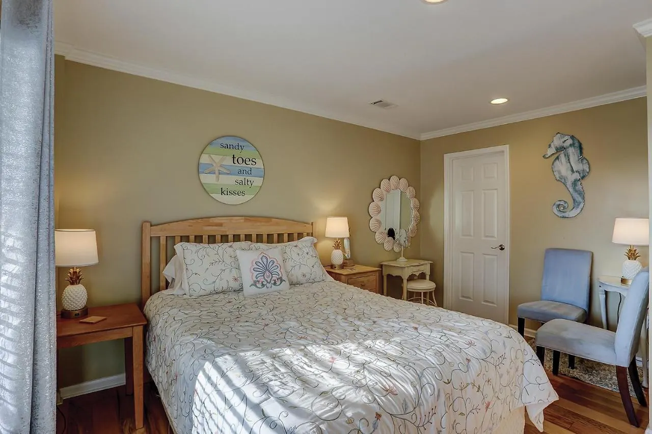 402 Sea Cloisters 2 Bedroom Oceanfront * Hilton Head Island
