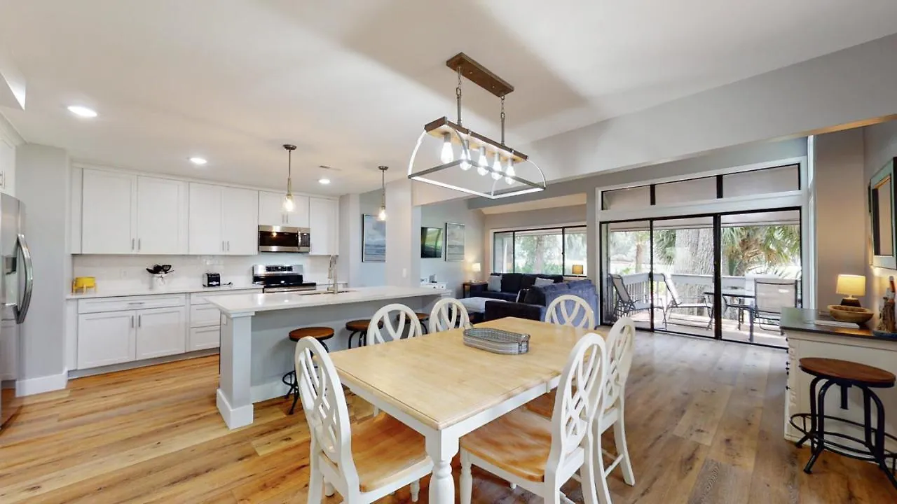 218 Turnberry Village