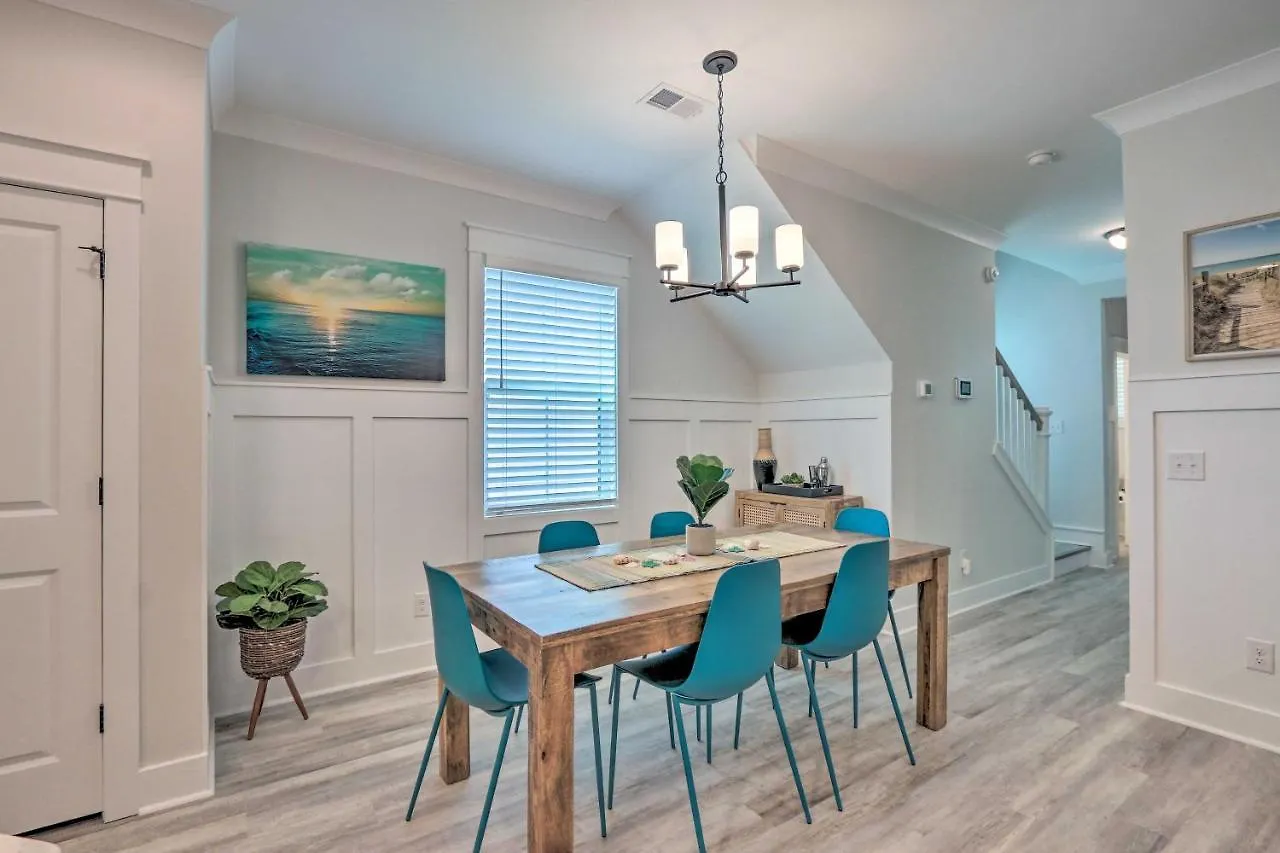 Modern Hilton Head Townhome About 4 Mi To Beach! Holiday home