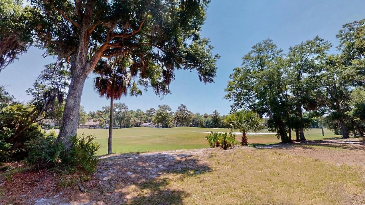 272 Turnberry Village *