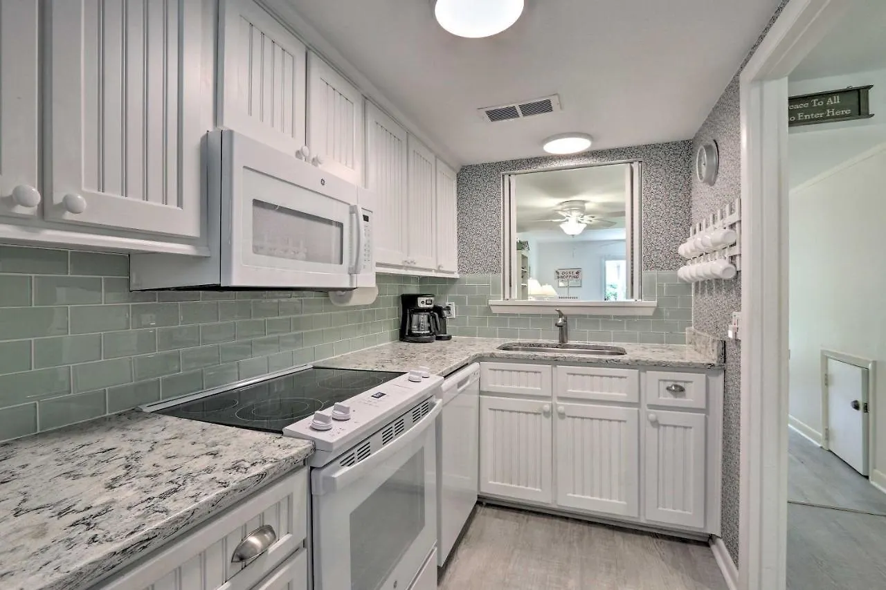 Hilton Head Close To And Coligny Plaza! Apartment *