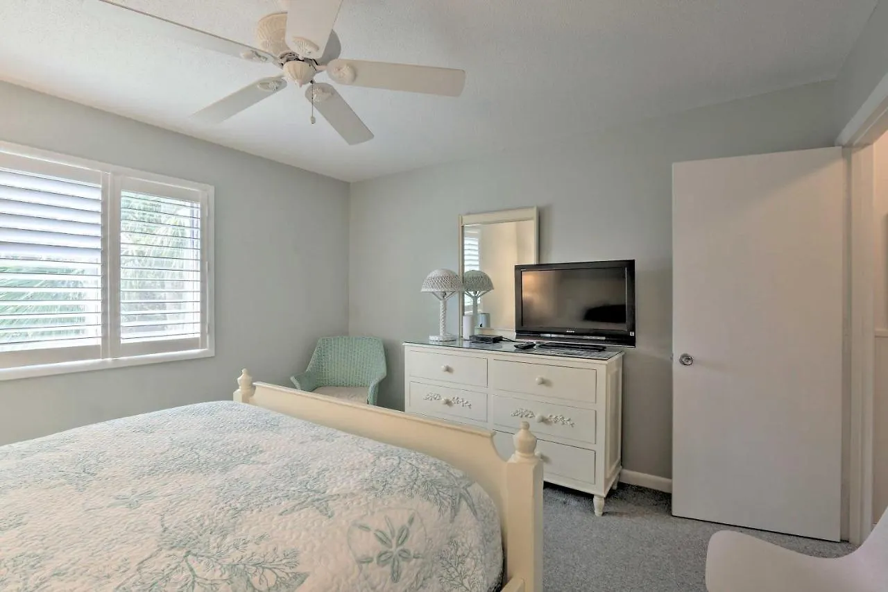 Hilton Head Close To And Coligny Plaza! * Hilton Head Island