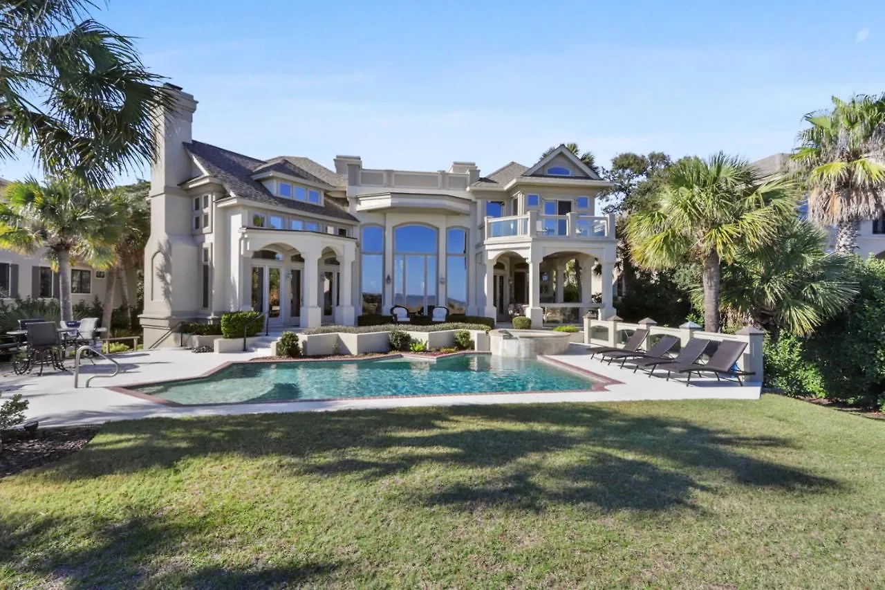 14 Armada * Hilton Head Island